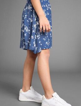 KIDSWORLD Jerseykleid Trägerkleid, sommerlich mit verstellbaren Trägern, aus Viskose mit schönem Blumendruck