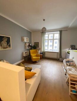 Modernes Wohnen im stilvollen Altbau - 2-Zi-Whg mit Balkon in ruhiger Lage in der Maxvorstadt - München