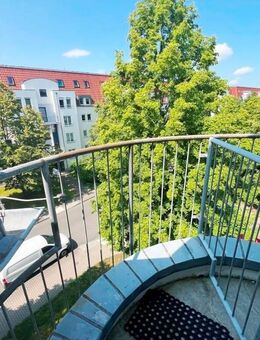 BEZUGSFREIES DACHGESCHOSS IN BEVORZUGTER LAGE - Dresden