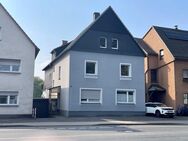 Arnsberg-Hüsten: Vermietetes 3-Familien-Haus mit Garagen und Garten - Arnsberg