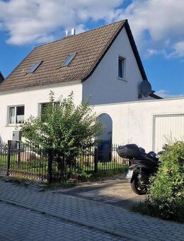 Ab sofort - Haus mit großem Grundstück in Großziehten + Garage + Schuppen - Schönefeld