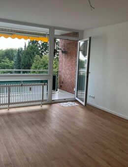 **Helle sanierte 3 Zimmer Wohnung in Leverkusen Quettingen** - Leverkusen