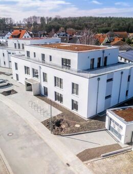 Penthouse 4 Zimmer Erstbezug: stilvolles Mehrfamilienhaus im begehrten Städtedreieck Nürnberg, Herzogenaurach, Erlangen, Forchheim - Hemhofen