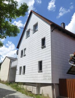 Handwerker aufgepasst: kleines Wohnhaus jetzt verfügbar! - Markt Bibart