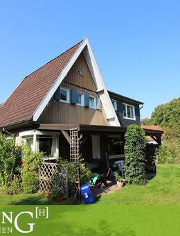 Preis auf Anfrage - Zentrales Baugrundstück mit Altbestand - Großhansdorf