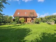 Individuelles Einfamilienhaus mit Carport und Sauna - Groß Nordende