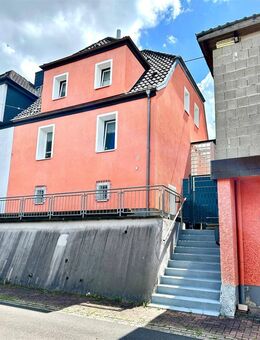 Wemmetsweiler: sofort beziehbares 1 Fam.-Haus in ruhiger Lage - Merchweiler