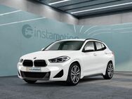 BMW X2, sDrive18i, Jahr 2020 - München