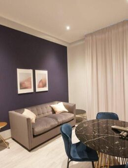 Voll möblierte 2-Zimmer-Erdgeschosswohnung in gepflegtem Altbau – zentral in Düsseldorf - Düsseldorf
