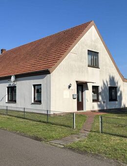 Ländliches Idyll mit Ausbaupotenzial - Bauernhaus auf großem Grundstück - Stuhr