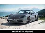Porsche Cayman, 718 CHRONO ABSTAND, Jahr 2022 - Magdeburg