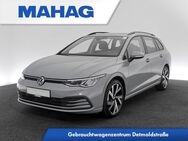 VW Golf Variant, 1.5 Golf VIII eTSI LIFE Alu18BergamoBLACK, Jahr 2022 - München