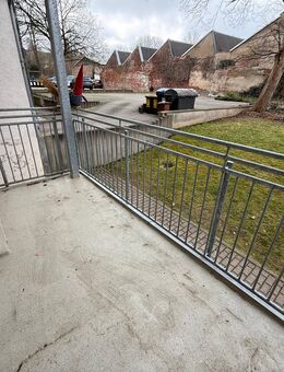 Großer und West-Balkon / Laminat / sep. Küche u.v.m. - Chemnitz