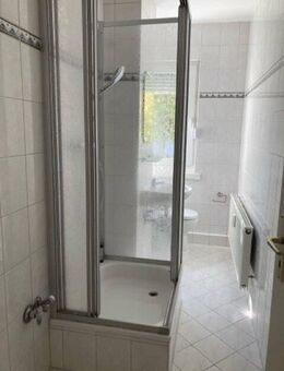 3 Zimmer im Erdgeschoß mit Dusche - Bernburg (Saale)