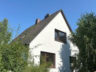 Sanierungsbedürftiges EFH in Ellerau. 115 m2 Wfl , 988 m2 Grundstück - Ellerau