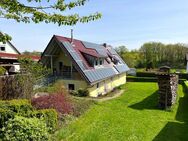 Energetisch modernisiertes Ein- bzw. Zweifamilienhaus mit Doppelgarage und Garten! - Untersiemau