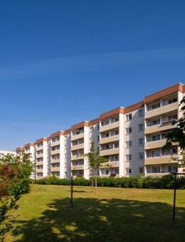 3 Zimmer-Wohnung mit Südbalkon in ruhiger Lage! - Halle (Saale)