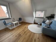 Geschmackvolle 2-Raum-DG-Wohnung mit luxuriöser Innenausstattung in Heilbronn - Heilbronn