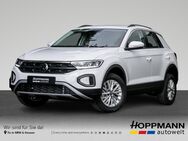 VW T-Roc, 1.0 l TSI Life 110, Jahr 2023 - Olpe