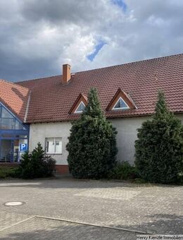 ** Ideal für Physiotherapie oder Arztpraxis ** Geschäftshaus in Rückersdorf - Rückersdorf (Brandenburg)