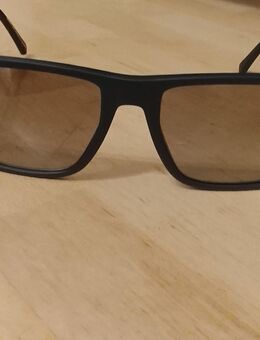 Sonnenbrille Armani Exchange mit Echtheitszertifikat/ Farbe: Grau - Neunkirchen (Brand)