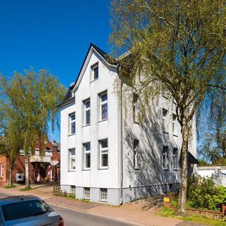 Mehrfamilienhaus mit 5 Wohnungen in Husum - Jahreskaltmiete ca. 25.680,00 Euro