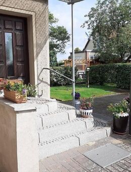 Haus mit Garten, Garagen und viel Platz am Stadtrand! - Anklam
