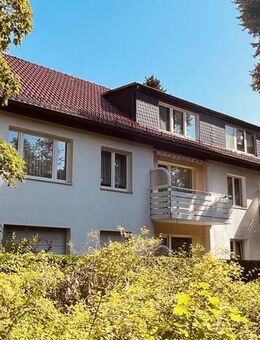 bezugsfrei, hell, ruhig: 2-Zi.-Whg mit Balkon an der Dorfaue Alt-Lankwitz - Berlin