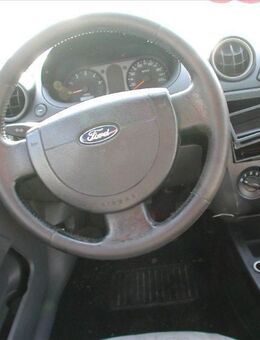 Ford Fiesta Bj. 2002 CDTI Leder Lenkrad Schlachtfest - Bocholt Zentrum