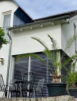 ***STILVOLLES ARCHITEKTENHAUS MIT EINLIEGERWOHNUNG*** - Kirchentellinsfurt