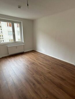 Moderne 2-Zimmer-Wohnung mit Balkon in ruhiger Lage! - Magdeburg