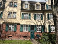 LEERE 2 ZIMMER ERDGESCHOSSWOHNUNG MIT BALKON - RESERVIERT - Duisburg
