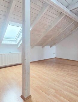Sofort bezugsbereit: Gemütliche 2-Zimmer-Wohnung mit EBK - Köthen (Anhalt)