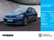 VW ID.4, Pro Performance, Jahr 2023 - Menden (Sauerland)