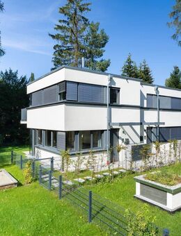 Home sweet home: Südwest-Stadthaus im Grünen - München