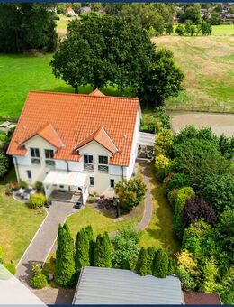 Wunderschöne Doppelhaushälfte mit viel Privatsphäre in traumhafter Feldrandlage & Weitblick - Pinneberg