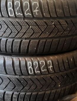 2x Winterreifen Pirelli Sottozero 3 (RSC) 225/45 R18 95H Dot3020 5,5-6mm B227 - Euskirchen Zentrum
