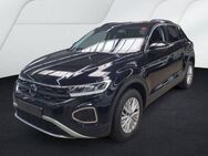 VW T-Roc, 1.0 TSI Life Dig, Jahr 2024 - Lehrte