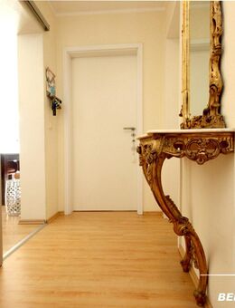 BERK Immobilien - Großzügig und Hell - 5 - Zimmer Eigentumswohnung in ruhiger Lage von Stockstadt - Stockstadt (Main)