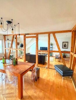 Großzügige Dachgeschosswohnung in ausgezeichneter Lage - Bad Homburg (Höhe)