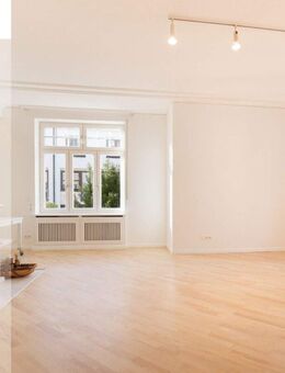 Münchner Altbaukultur auf 113 m² - elegant, authentisch, zentral - München