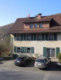 Provisionsfrei // Freistehendes Einfamilienhaus mit Einliegerwohnung mit Garten und Terrasse zu verkaufen - Riedenberg