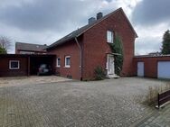 Eingeschossiges Zweifamilienhaus mit Garage in Greven - Greven (Nordrhein-Westfalen)