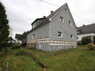 Renovierungsbedürfiges 1-2-Familienhaus 2 Bäder 2 Heizungen Garage schönes Grundstück zentrumsnah - Gummersbach