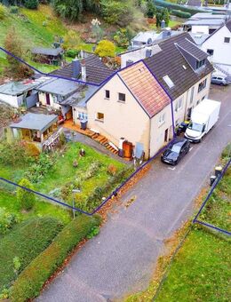 Sanierungsbedürftiges Zuhause auf beeindruckend großem Grundstück - Alsdorf (Nordrhein-Westfalen)