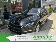 Skoda Octavia, Combi Selection VZE Digi vo hi LichtAssist SpurAssist Connect 4xEFH beheiz Frontscheibe Armlehne Metallic, Jahr 2022 - Beilngries