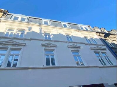 City-Altbau mit Dachterrasse – A+ energetisch saniert
