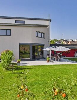Luxus und Raum an der Mosel - Großzügige Immobilie von 2014 in Grenznähe - Wincheringen