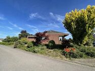 Wadern, Bungalow - individuelles Einfamilienhaus mit Wintergarten, Garage und Carport - Wadern