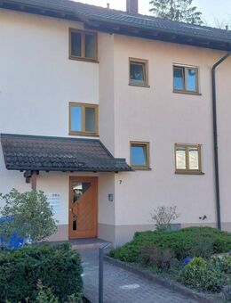 Schöne, ruhige 3 Zimmer Wohnung zum Verkauf - Jestetten